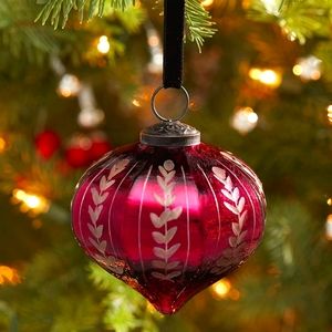 NWOT 🎀Pottery Barn Etched Ornaments Mercury Glass Red Onion Set of 5🎀